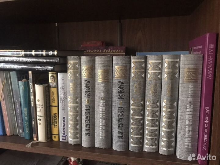 Книги (художественная литература)