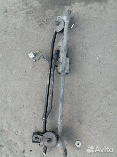 Трапеция дворников на Вольво 960