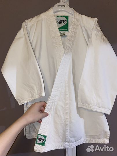 Кимоно и пояса для карате/ рукопашного боя