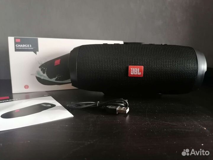 Портативная колонка JBL charge 3