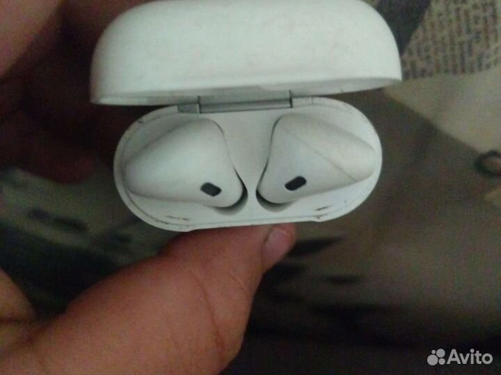 Airpods