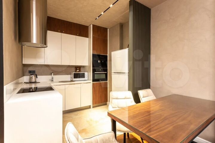 2-к. квартира, 70 м², 3/4 эт.