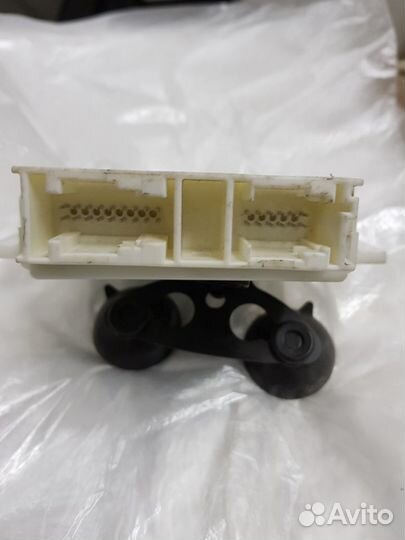 Блок управления парктрониками мерседес GL X166