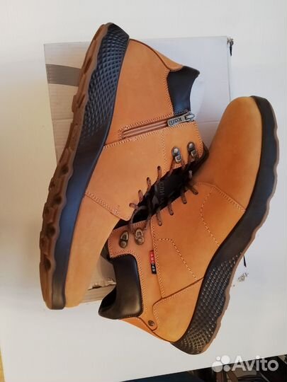 Ботинки новые 44 размер кожа мех зимние