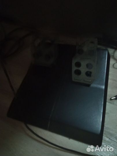 Игровой руль Logitech Wingman Formula (почти момо)