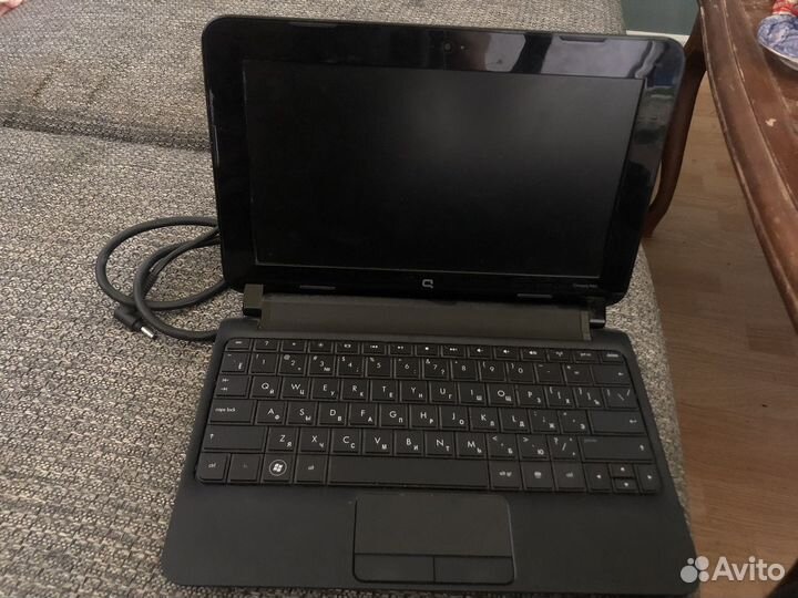 Продаю нетбук на запчатсти