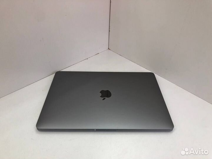Ноутбук Apple MacBook Pro 13 2019 256 GB