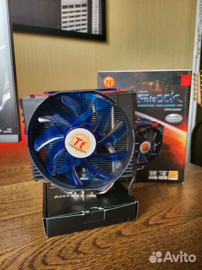 Кулер Thermaltake Frio OCK