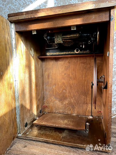 Швейная машинка