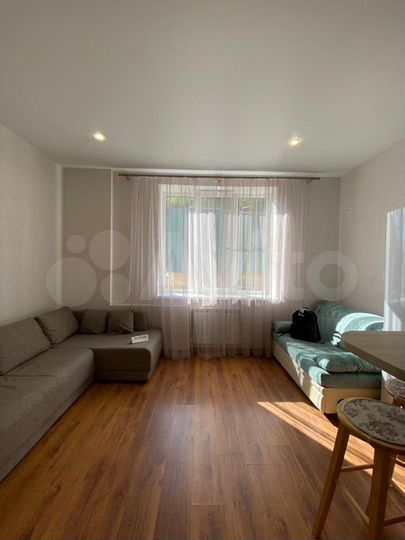 2-к. квартира, 55 м², 1/4 эт.