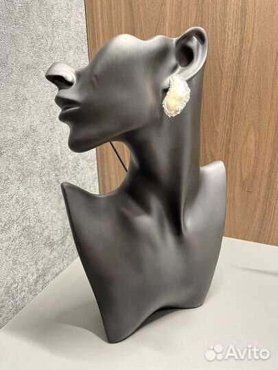 Акцентные серьги