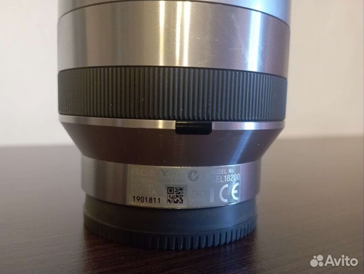Объектив sony sel18200