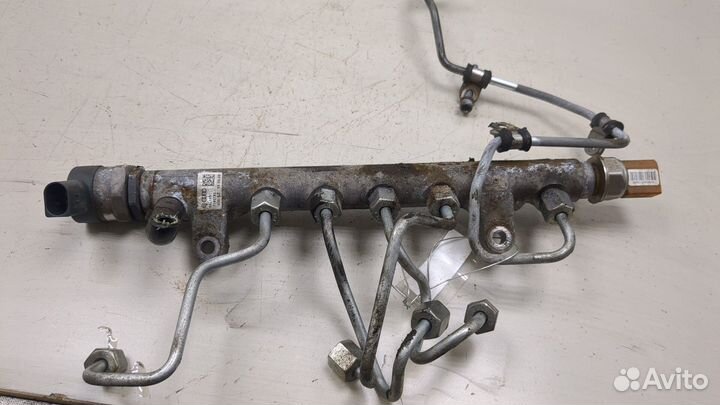 Рампа топливная Volkswagen Passat 6, 2009