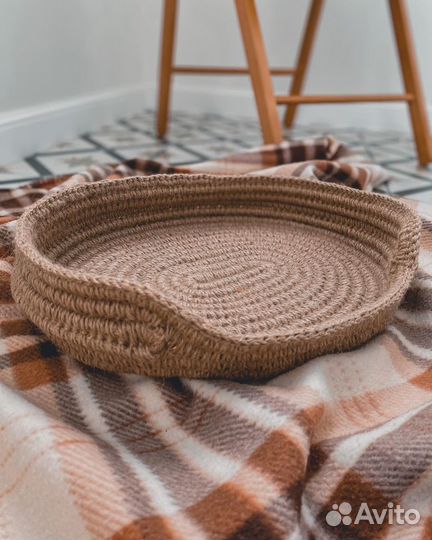 Лежанка для питомца из джута