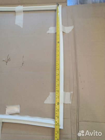 Уплотнительная резинка на холодильник Samsung