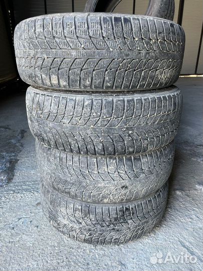 Triangle Snow-LL01 205/60 R16