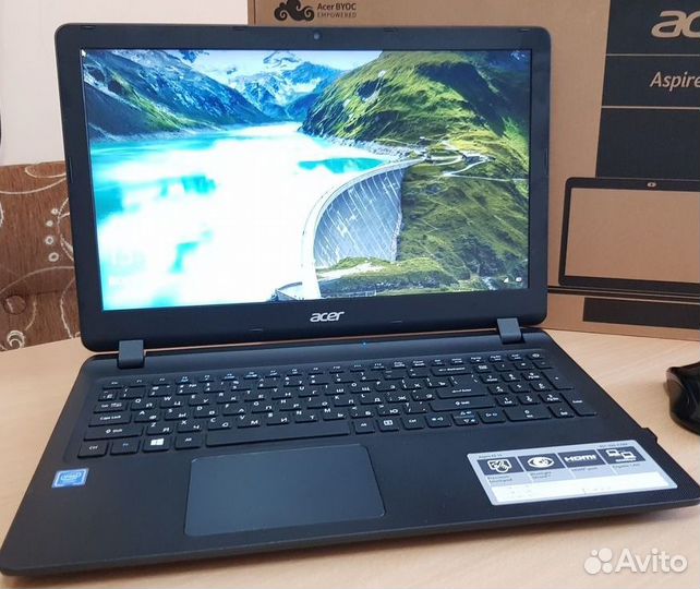 Современный Aser intel N3558 4Gb 500Gb АКБ 3ч