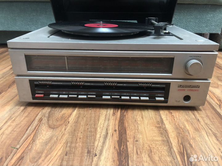 Проигрыватель винила СССР