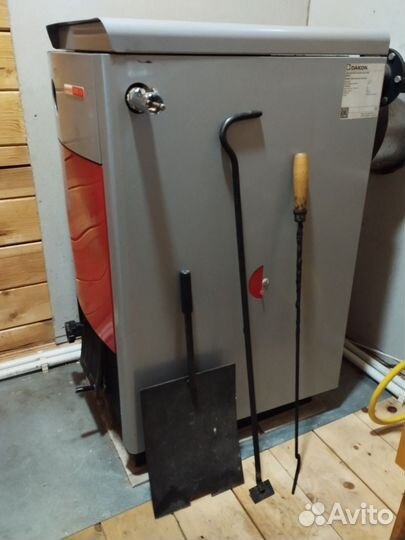 Твердотопливный котел бу + труба дымохода