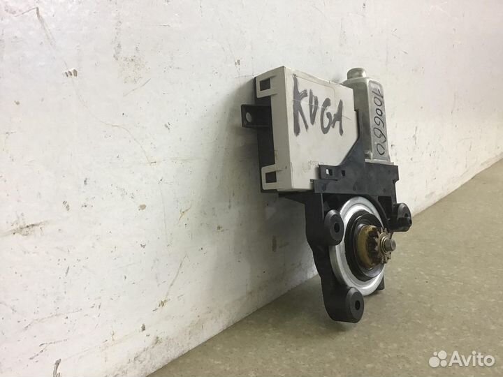 Моторчик стеклоподъемника Ford Kuga 2008-2012