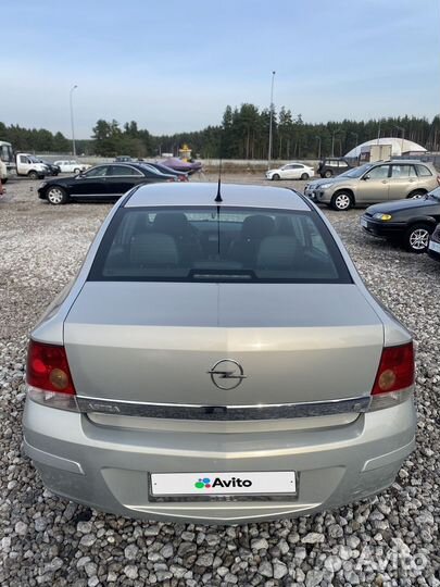 Opel Astra 1.8 AT, 2008, 175 000 км