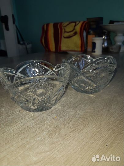 Продам хрустальные вазочки