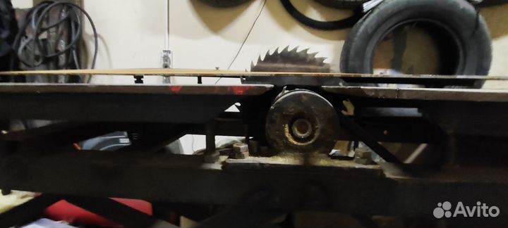 Циркулярный станок с фуганком