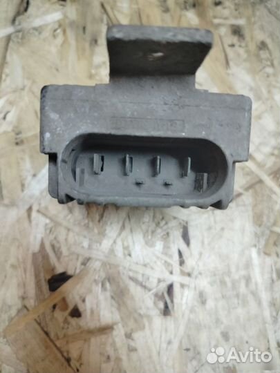 Блок управления вентилятором Mercedes w210 2