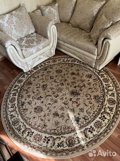 Круглый ковер