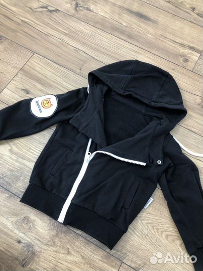 Спортивный костюм