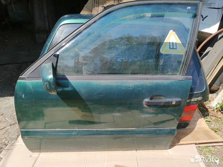 Двери passat b4