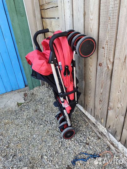 Прогулочная коляска трость babyton