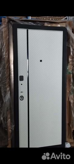 Дверь входная металлическая