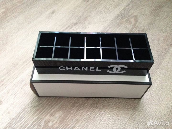 Органайзер для помад Chanel