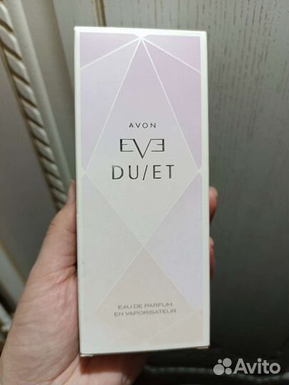 Туалетная вода женская от avon и Орифлейм