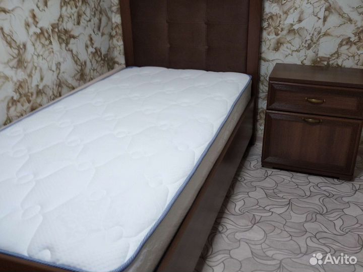 Кровать и матрац