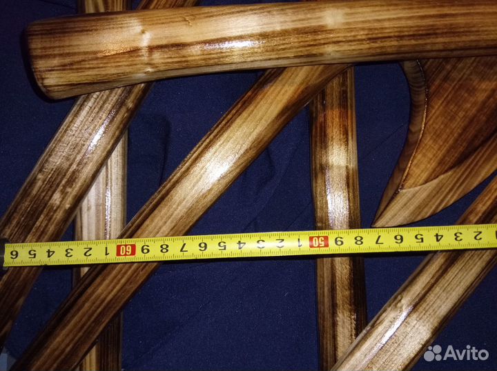 Деревянный лакированный топор 65 см