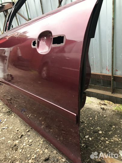 Передняя левая дверь Ford Focus 2
