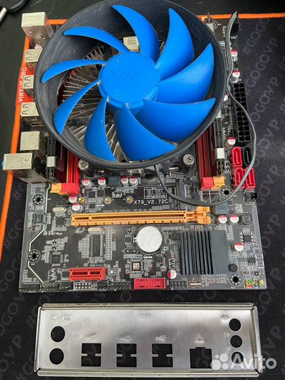 Intel(R) Xeon(R) CPU E5-2620