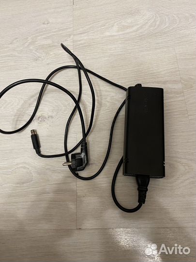 Xbox 360Е 500Гб+ 45игр