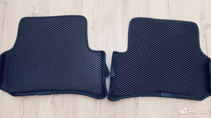 Eva Коврики октавиа а5