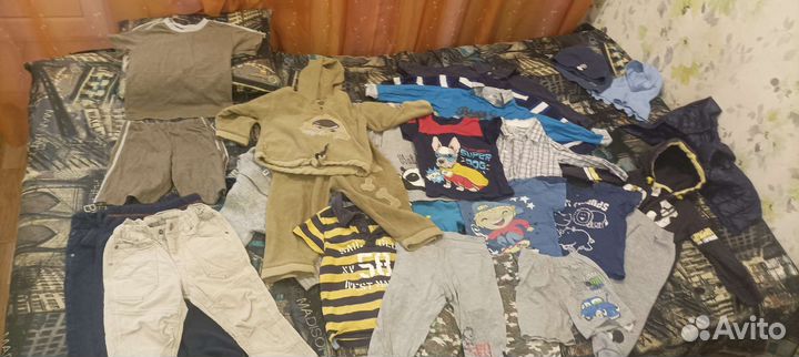 Брюки,рубашки,кофты,футболки,жилет