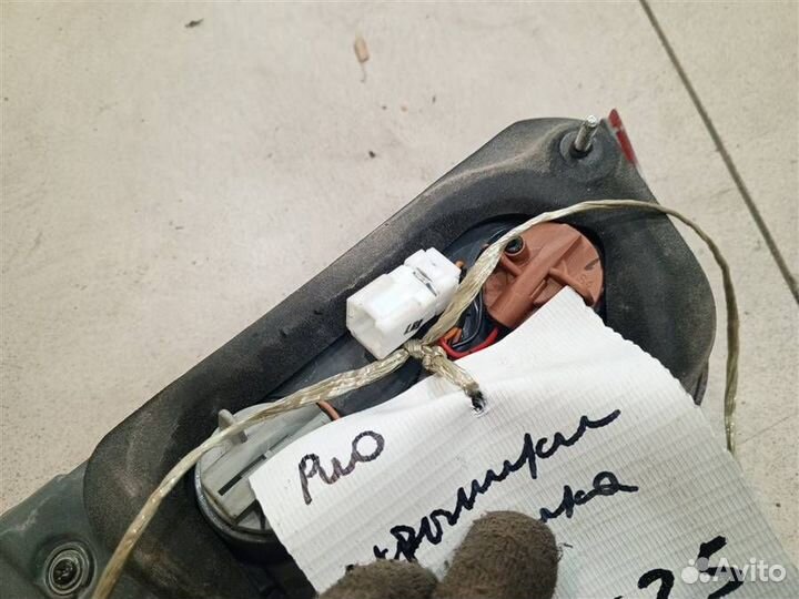 Фонарь задний внутренний правый Kia Rio 2011-2016