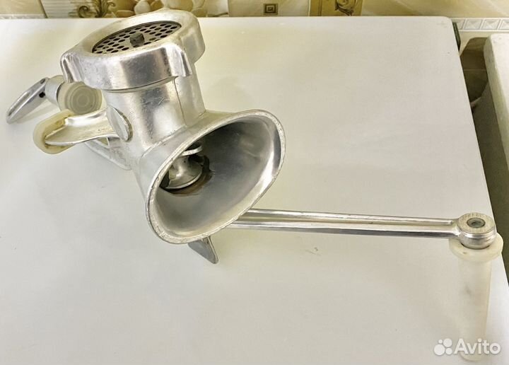 Мясорубка ручная