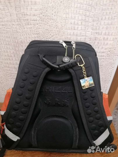 Рюкзак школьный для мальчика grizzly