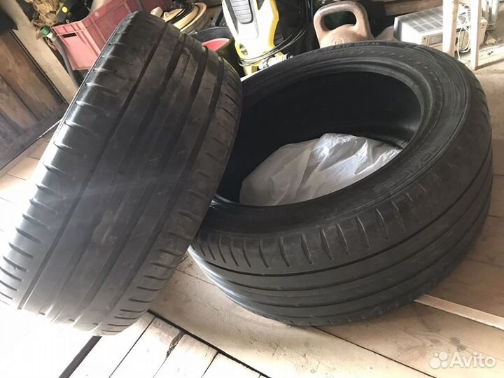 Nokian Tyres eNTYRE 275/45 R19