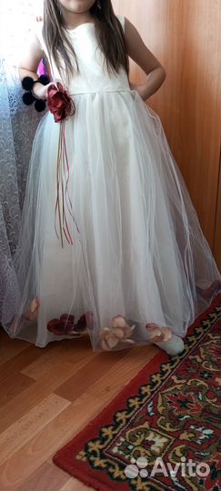 Платье на девочку 122 128