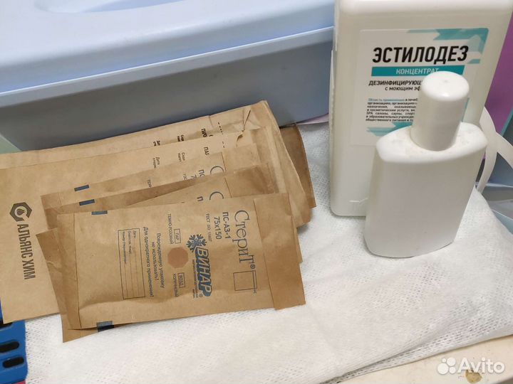 Маникюр+ гель лак+ под кутикулу +выравнивание