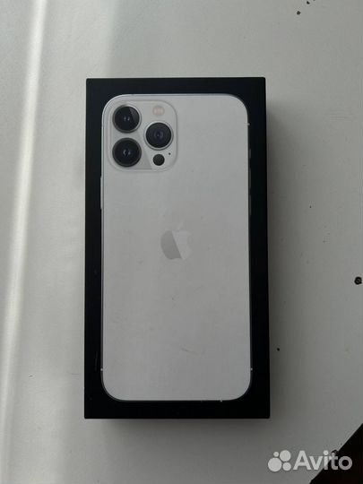 Коробка от iPhone 13 pro max