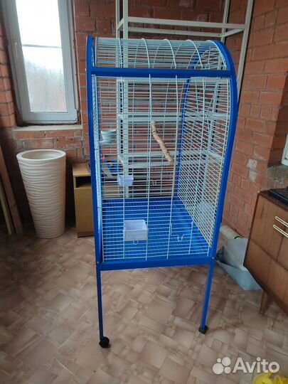 Клетка для крупного попугая